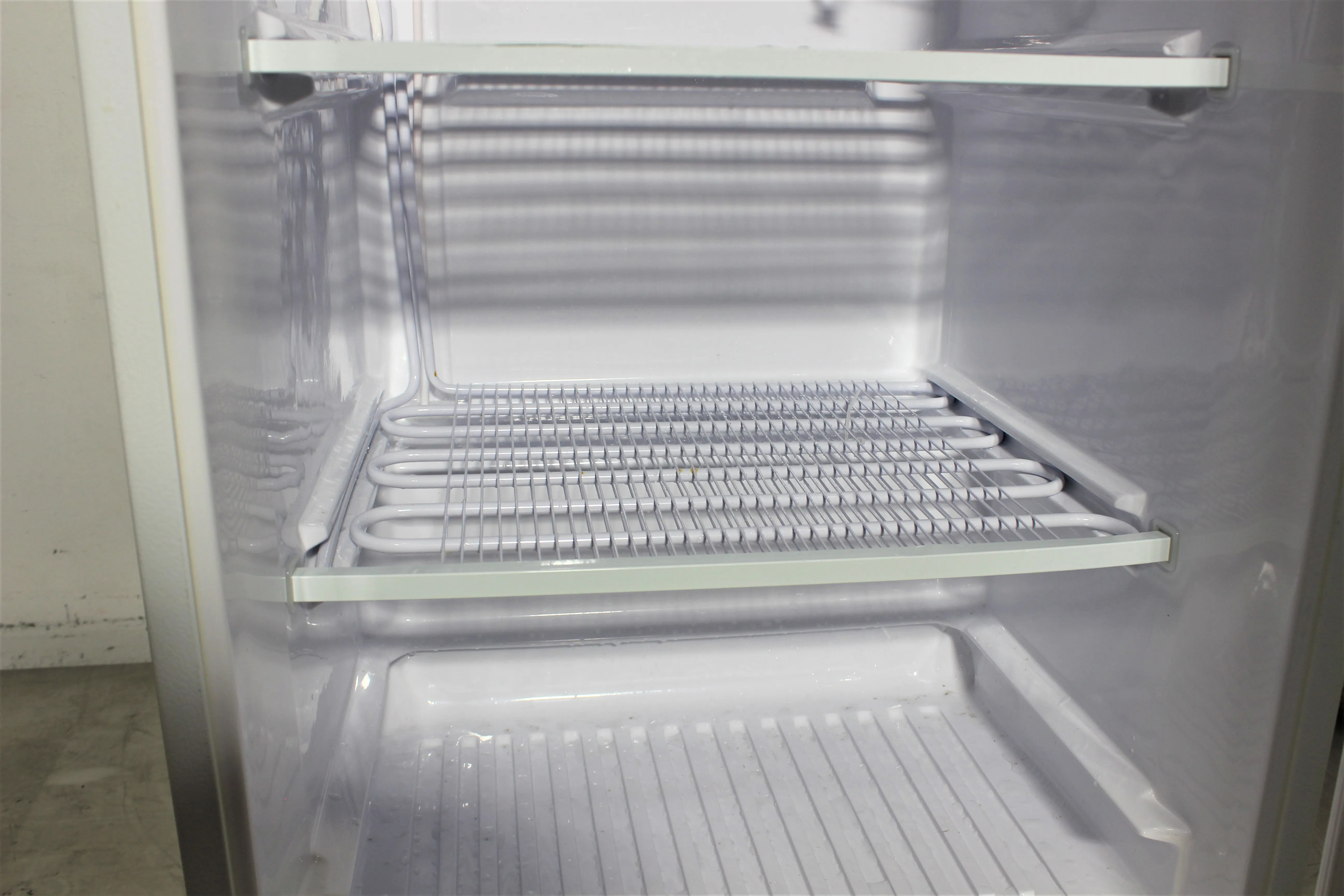 Fisher Scientific 05LFEEFSA Freezer - 5 cu. ft. Capacity, Manual Defrost, Class 2 Used Lab Equipment