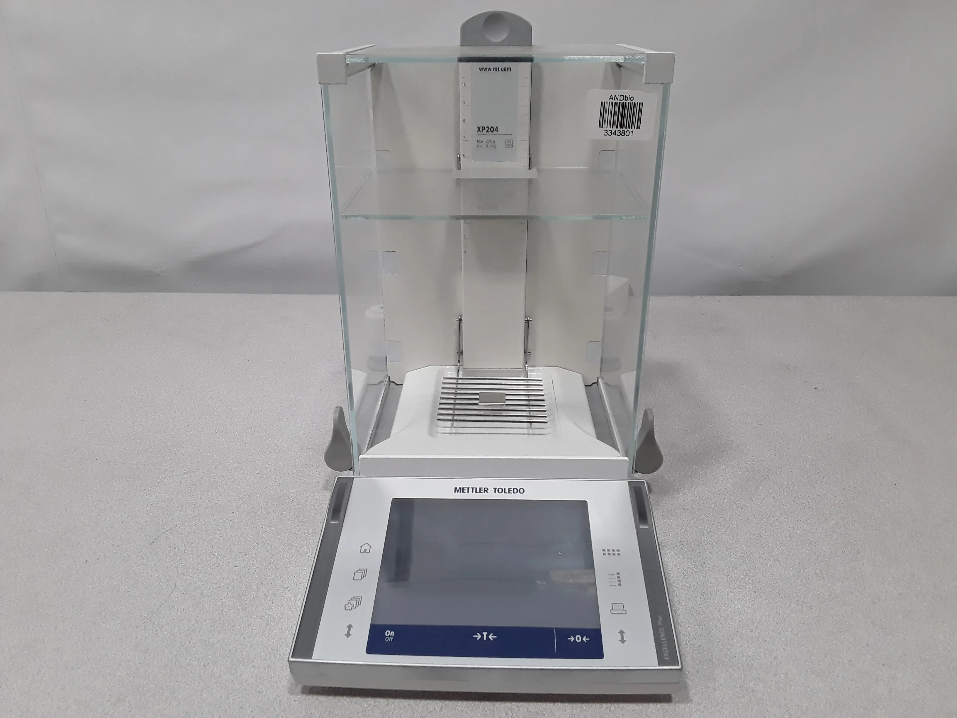 Mettler-Toledo XP204 Analytical Balance 220g/0.1mg SmartSens SmartGrid SmartScreen ProFACT
