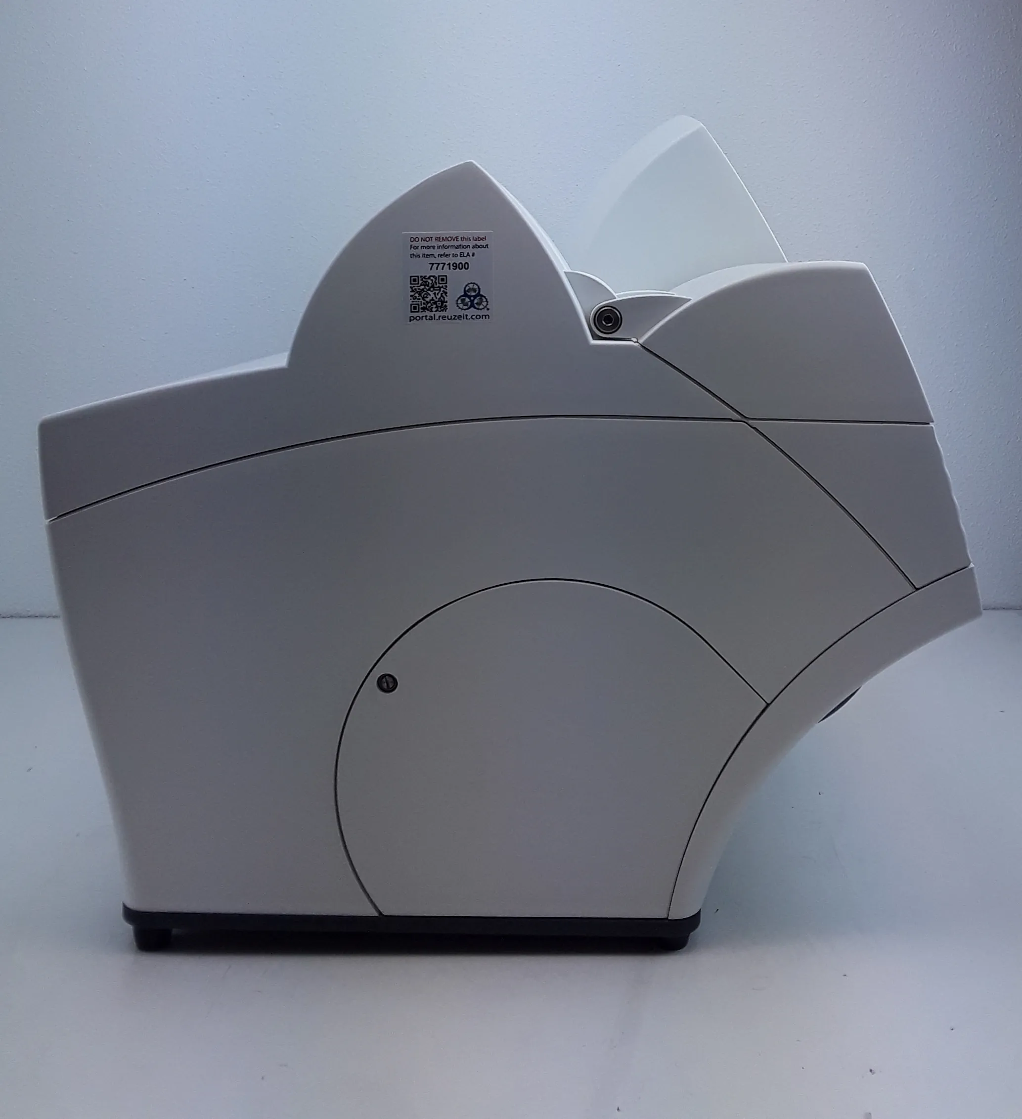 Ion Torrent 7467 Personal Genome PGM System