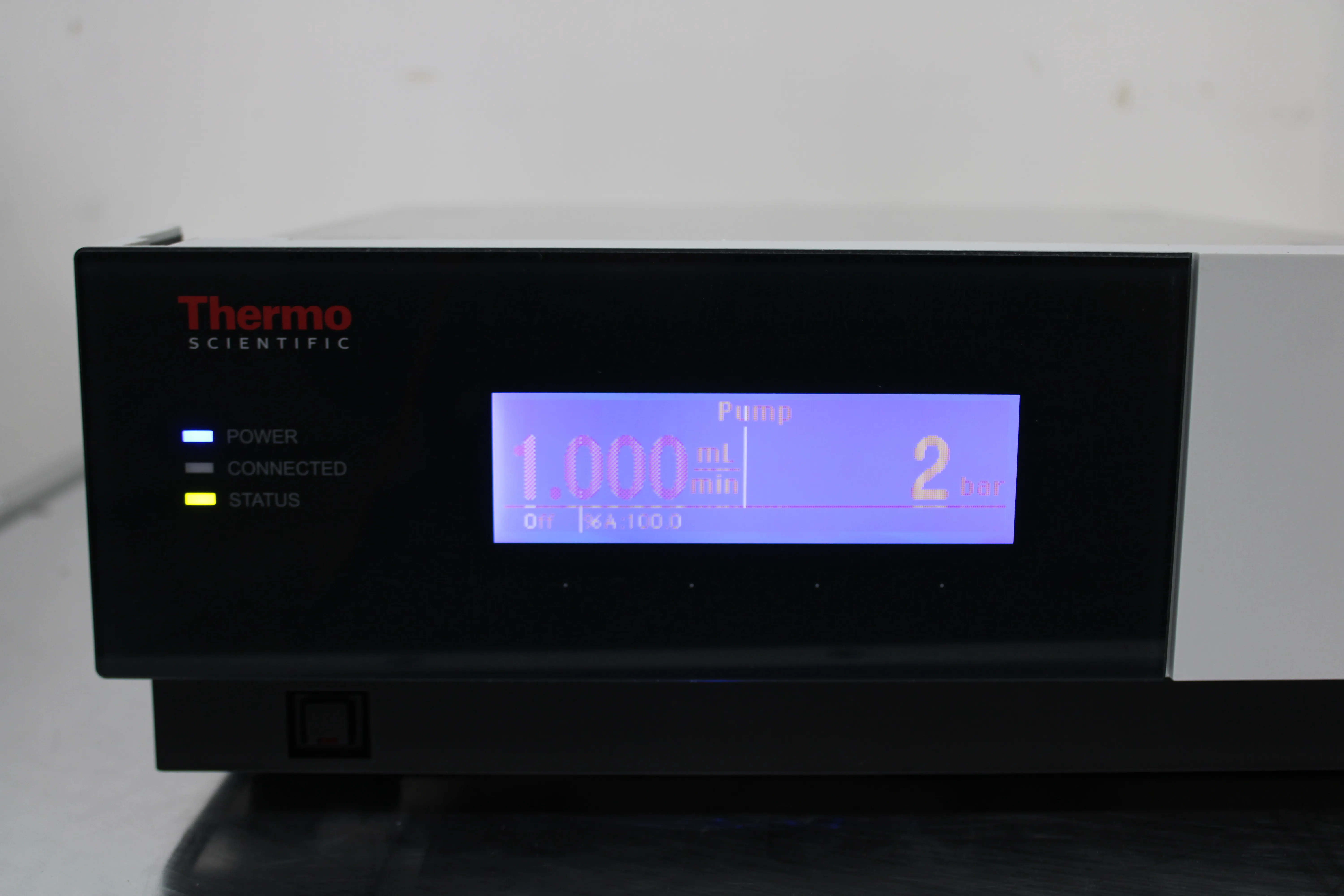 Thermo Scientific UltiMate ISO-3100SD Standard Isocratic Pump