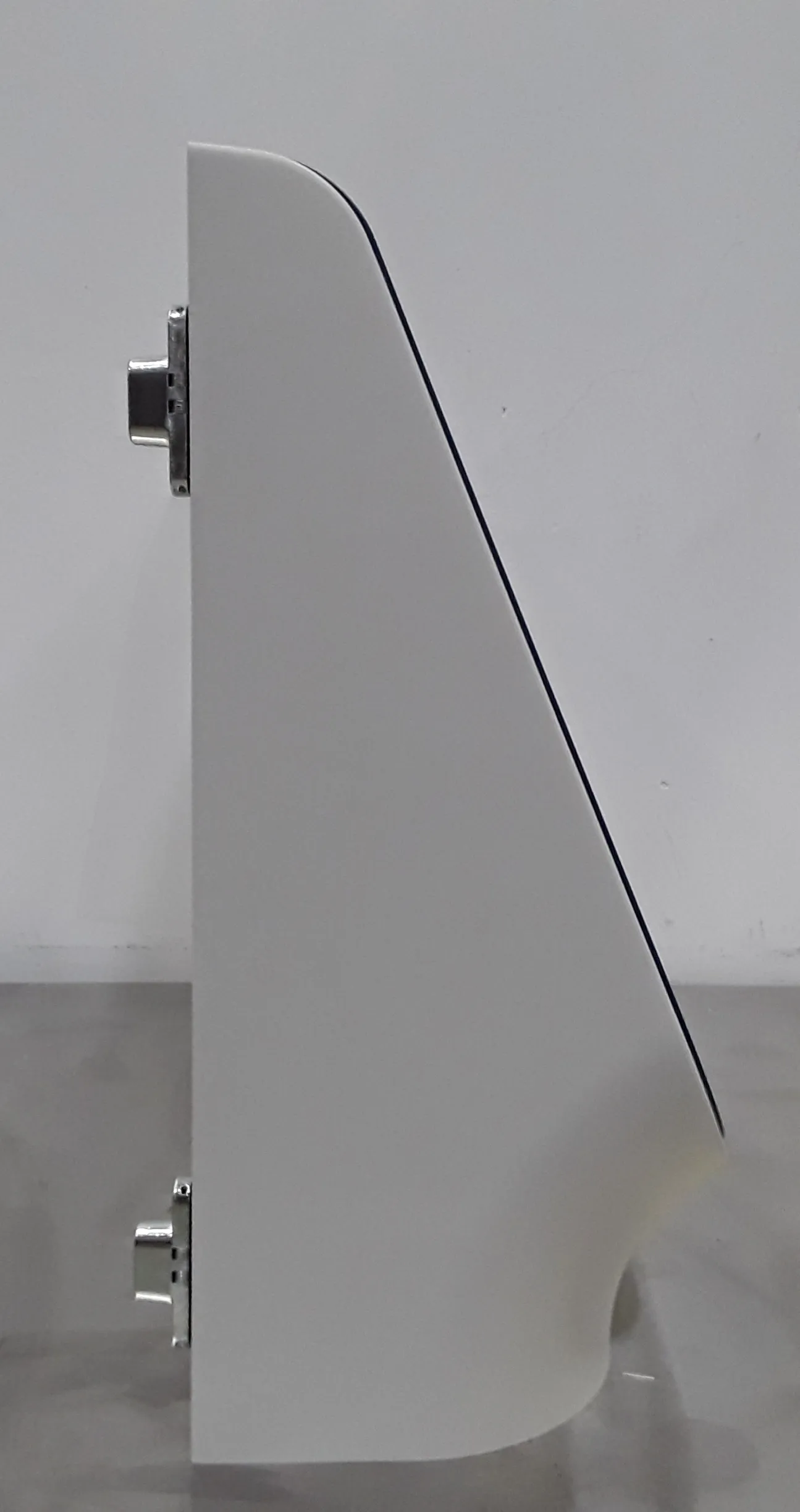 Applied Biosystems Genetic Analyzer 3500xL Dx Front Panel