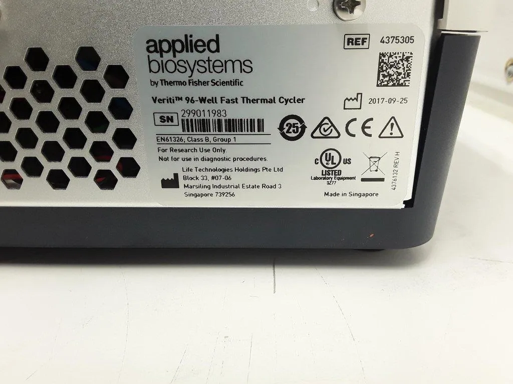 Applied Biosystems Veriti 96-Well Fast Thermal Cycler