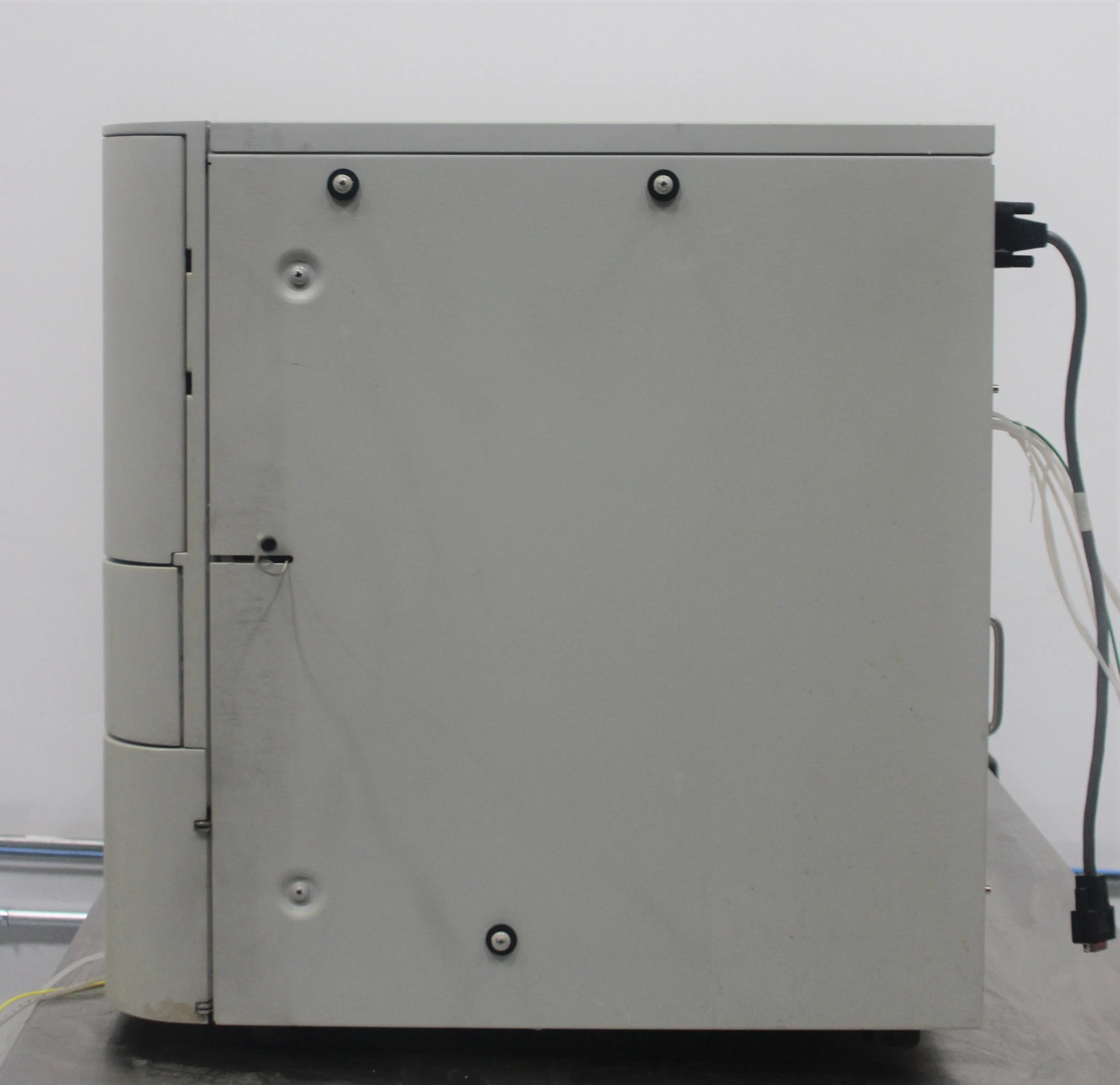 Waters Alliance 2695 Separations Module HPLC / FPLC / GC / CE 240V Class 2 Used 30-Day Warranty