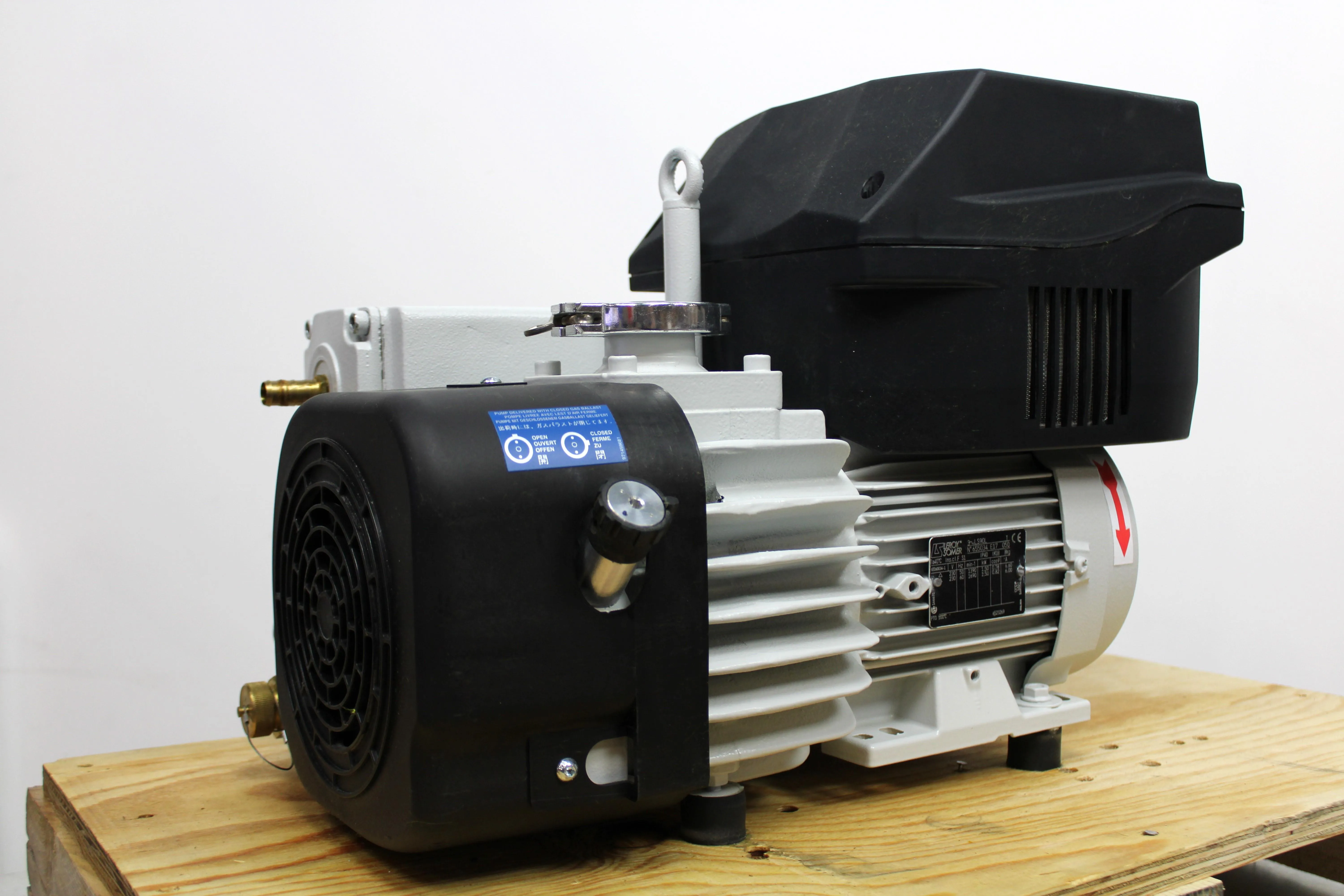HyClone SV50171.02 50L Single-Use Bioreactor with MotorMixer HyClone SV50171.02 50L Single-Use Bioreactor with MotorMixer