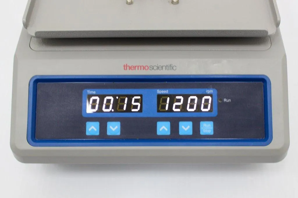 Thermo Scientific 88882005 Digital Microplate Shaker