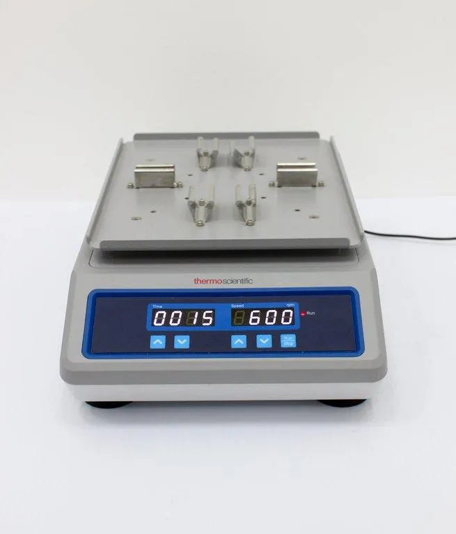 Thermo Scientific 88882005 Digital Microplate Shaker