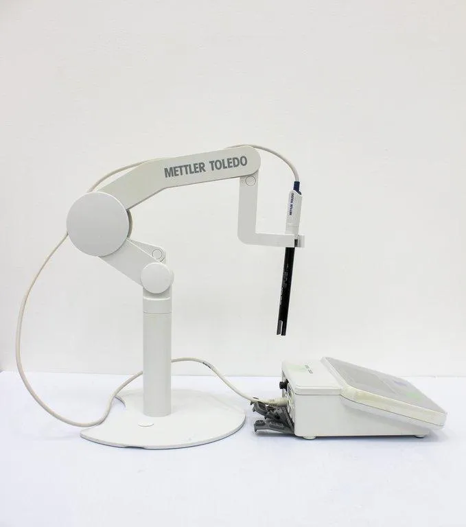 Mettler-Toledo Seven Compact S230 Laboratory pH Meter