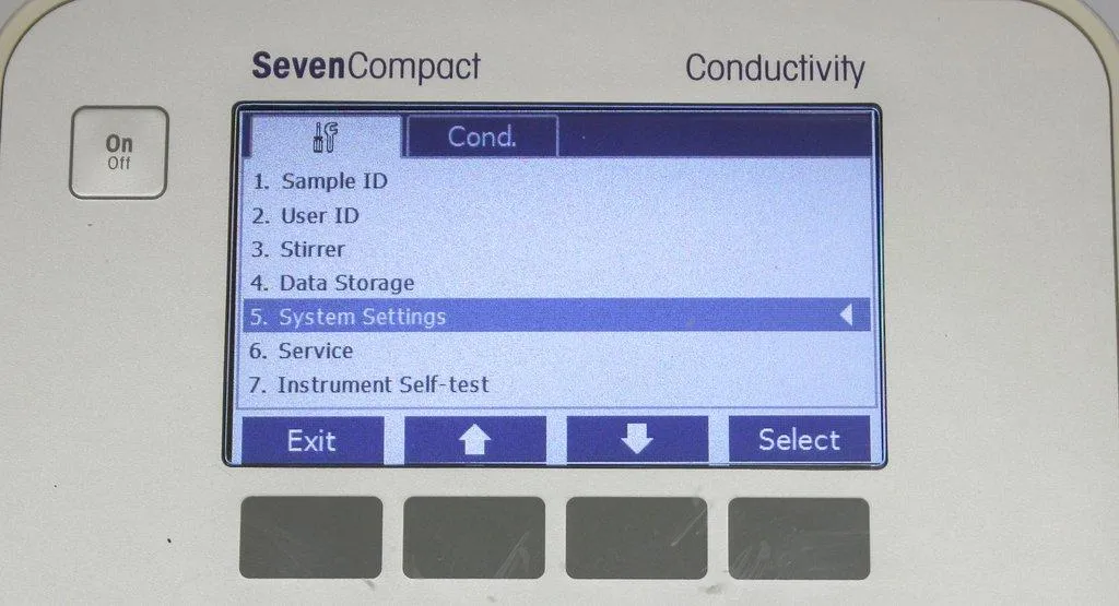 Mettler-Toledo Seven Compact S230 Laboratory pH Meter