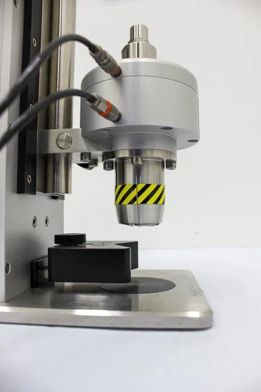 Flexicon FS10 Semi-Auto Vial Capper 55mm DIN Semi Automatic Precision