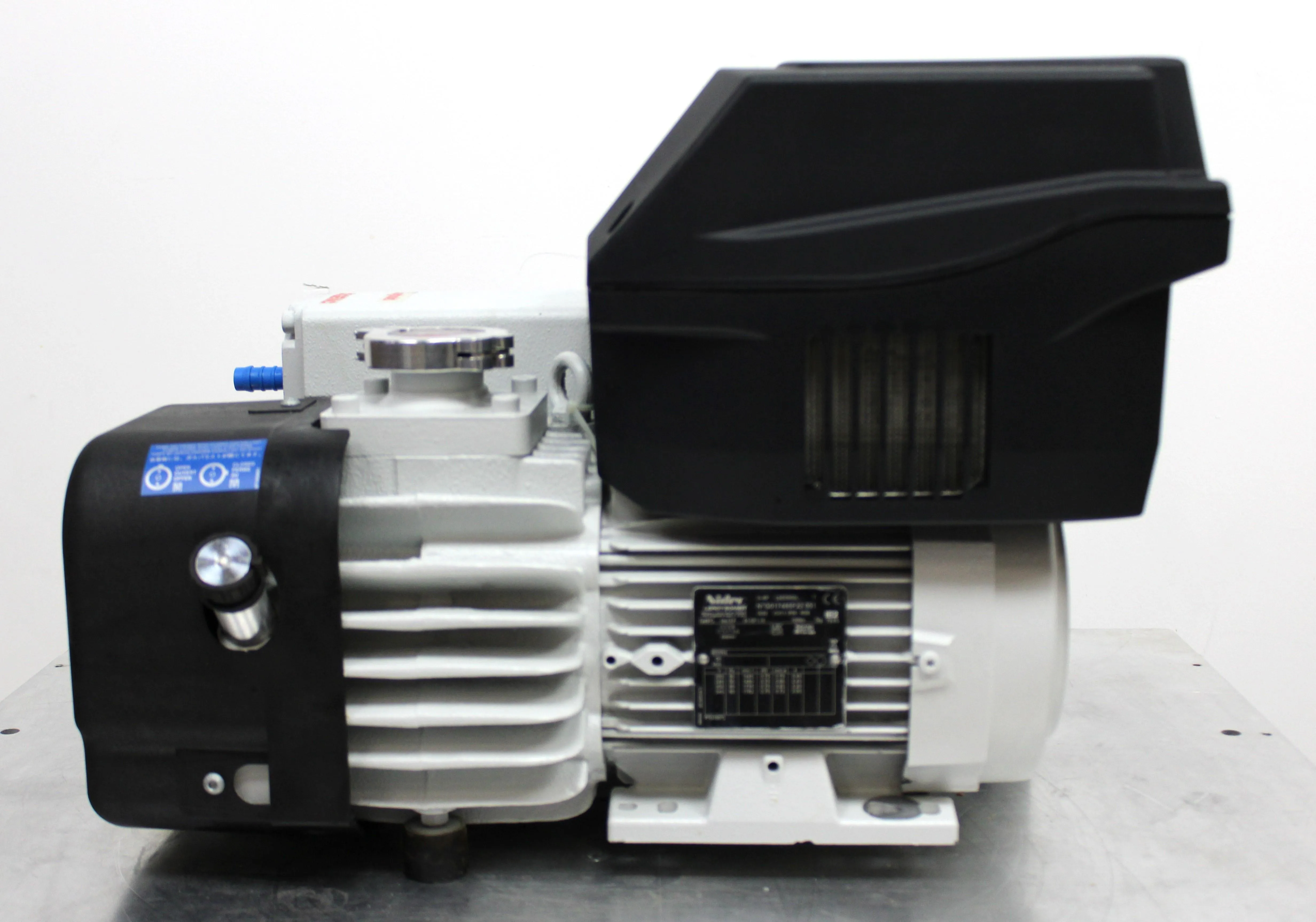 Leybold SV65BIFC Vacuum Pump Oil Sealed System 200-240V 50/60Hz Good Cond