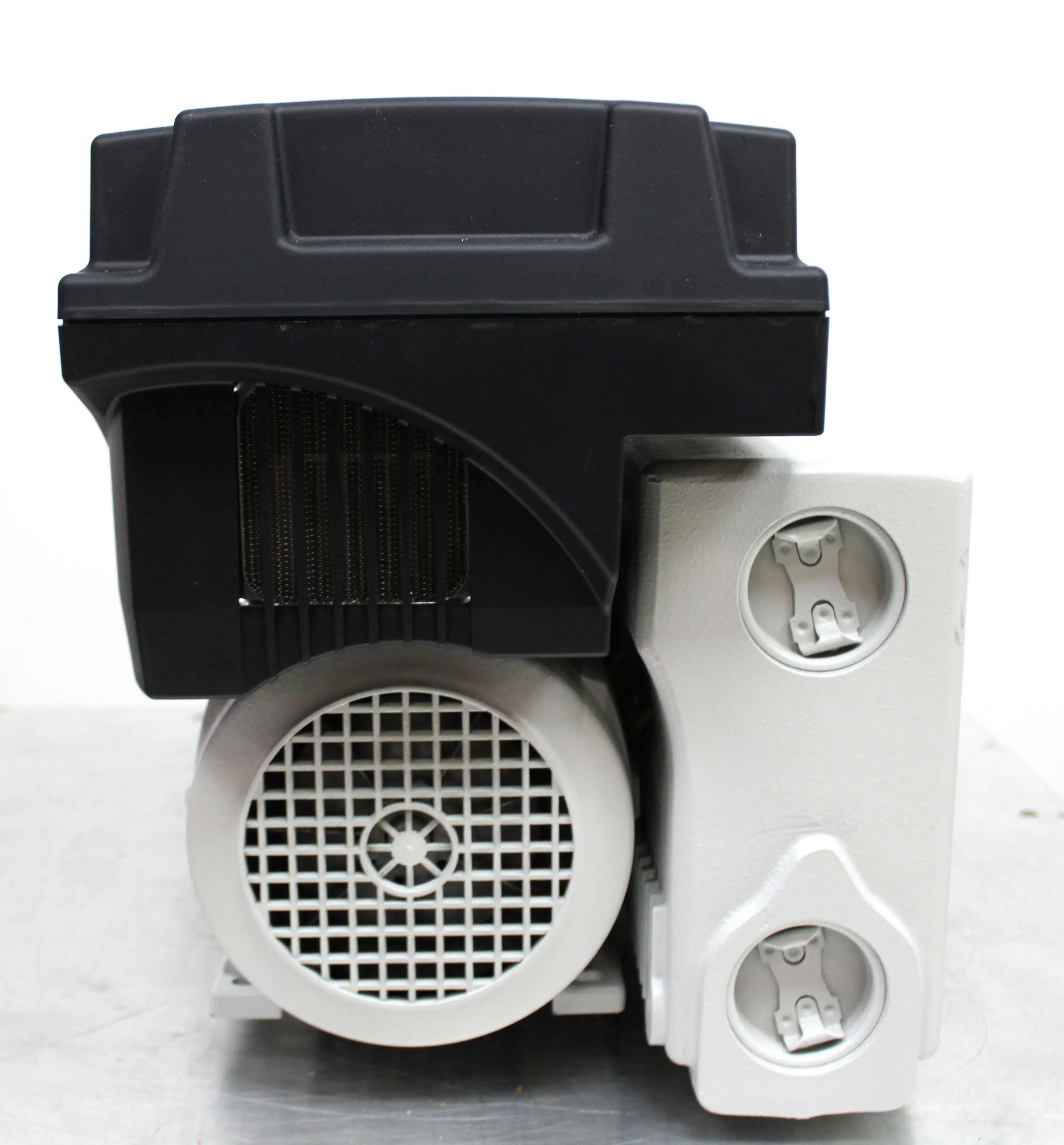 Leybold SV65BIFC Vacuum Pump Oil Sealed System 200-240V 50/60Hz Good Cond