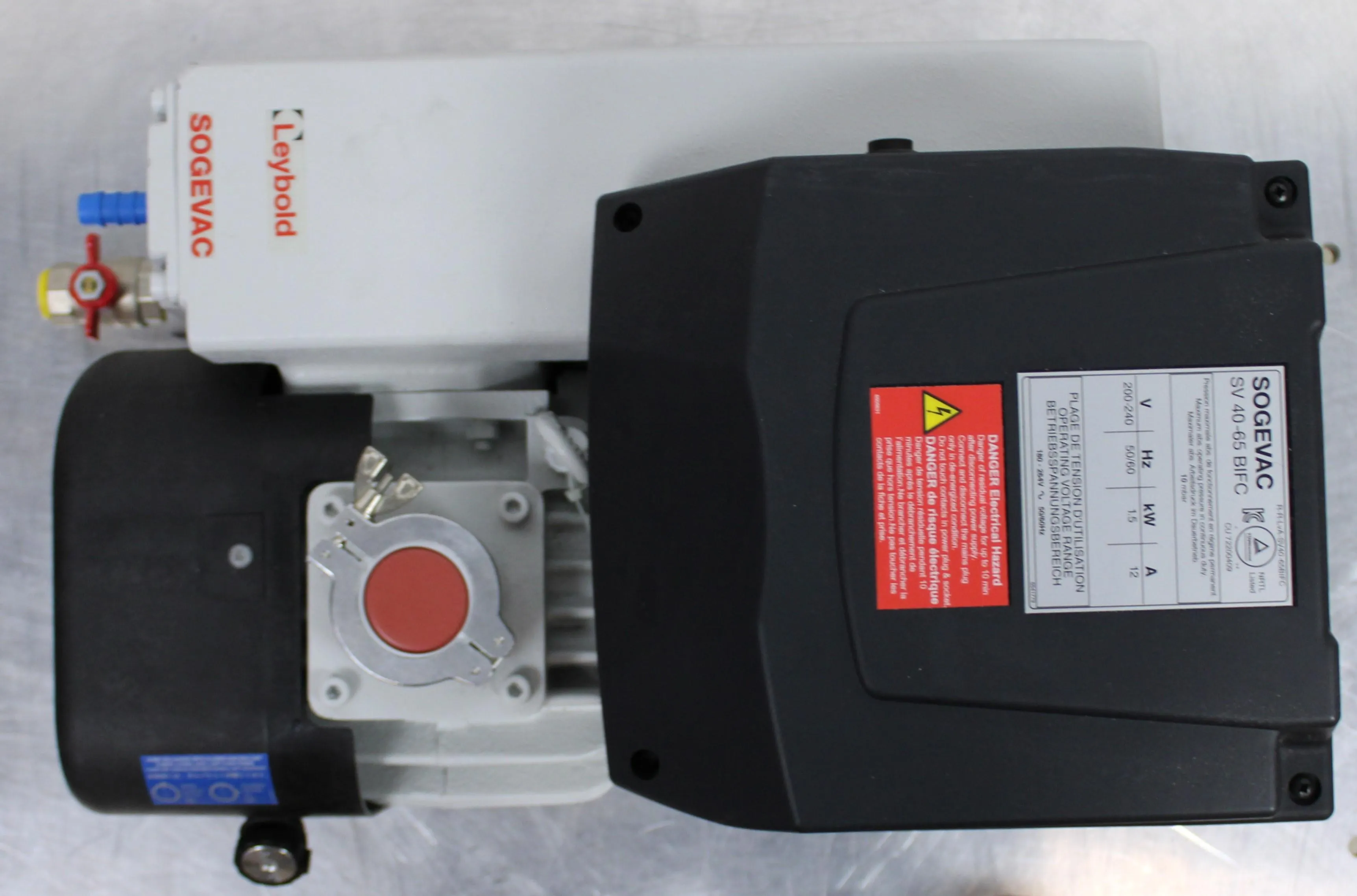 Leybold SV65BIFC Vacuum Pump Oil Sealed System 200-240V 50/60Hz Good Cond
