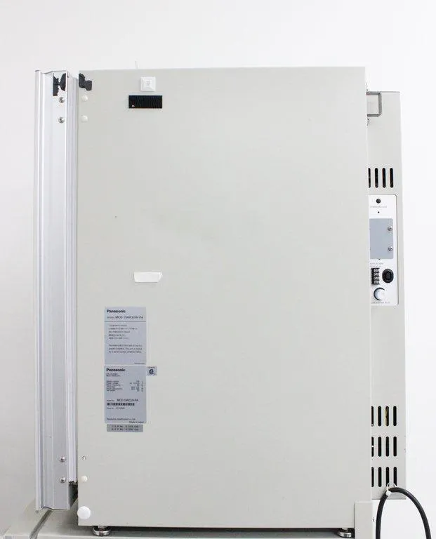 Panasonic MCO-19AICUV-PA CO2 Incubator 120V 60Hz Includes Power Cord