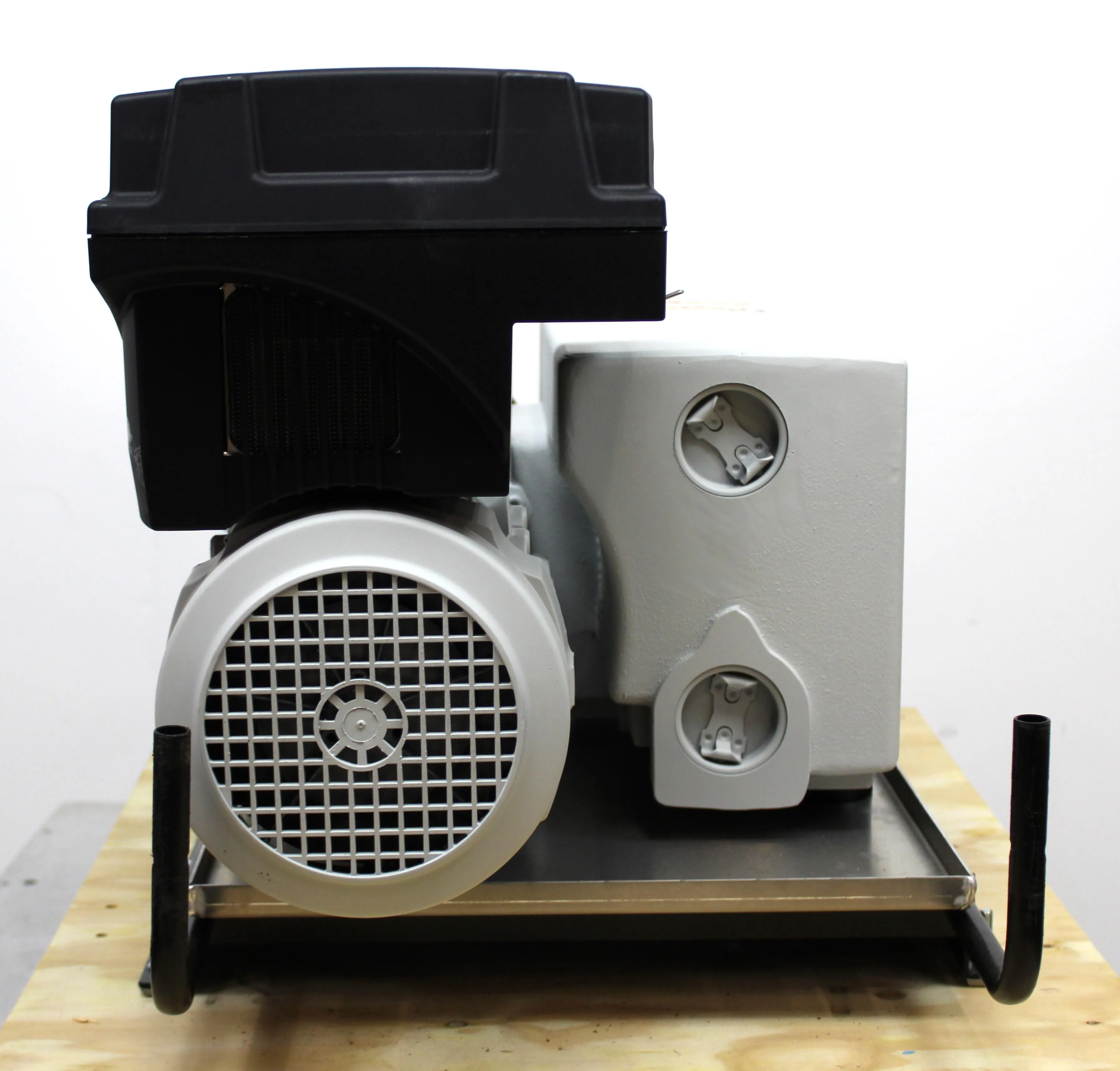 Leybold Sogevac SV 120 BIFC Vacuum Pump