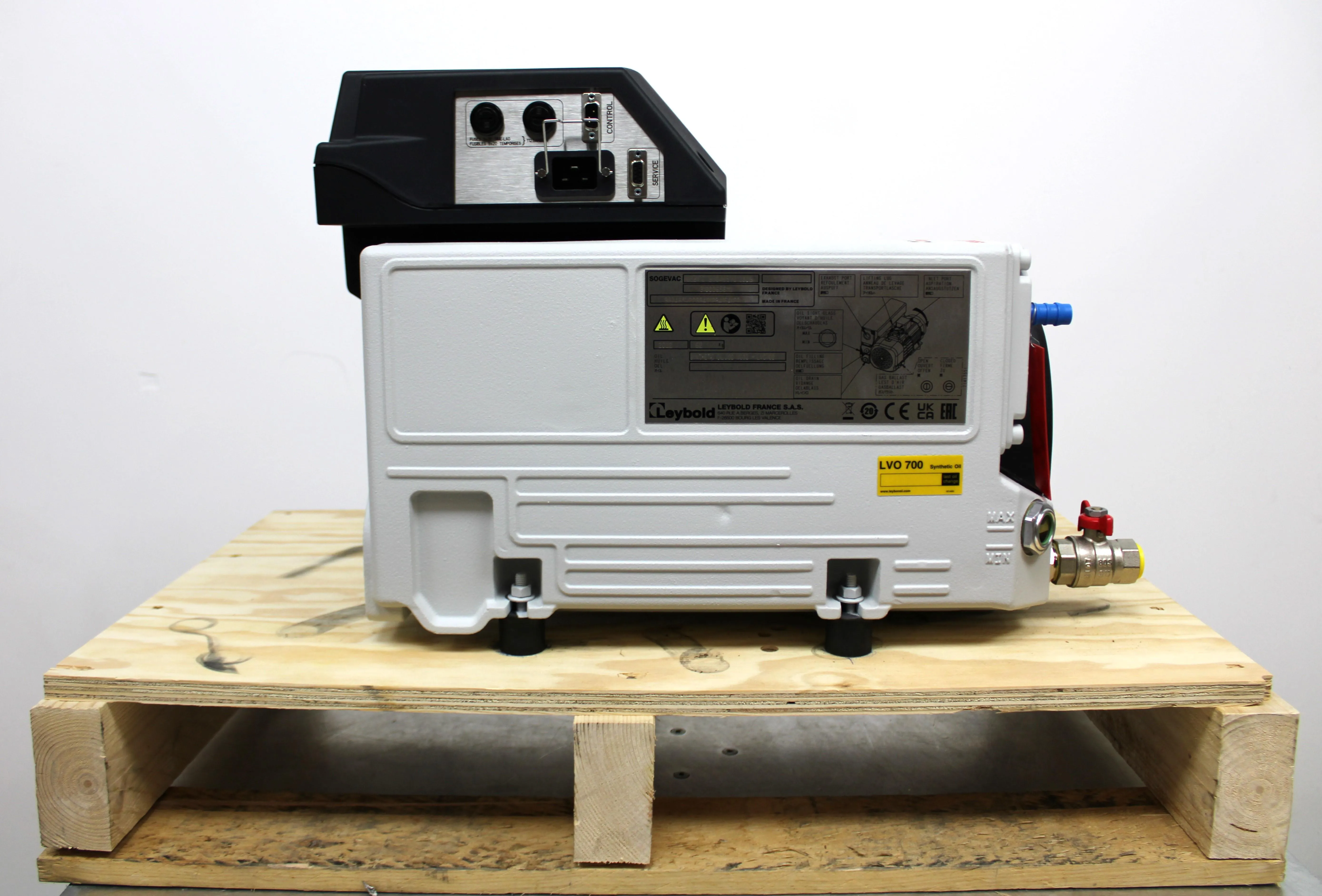 Leybold SV65BIFC Facility House Vacuum 200-240V Compact Quiet Design