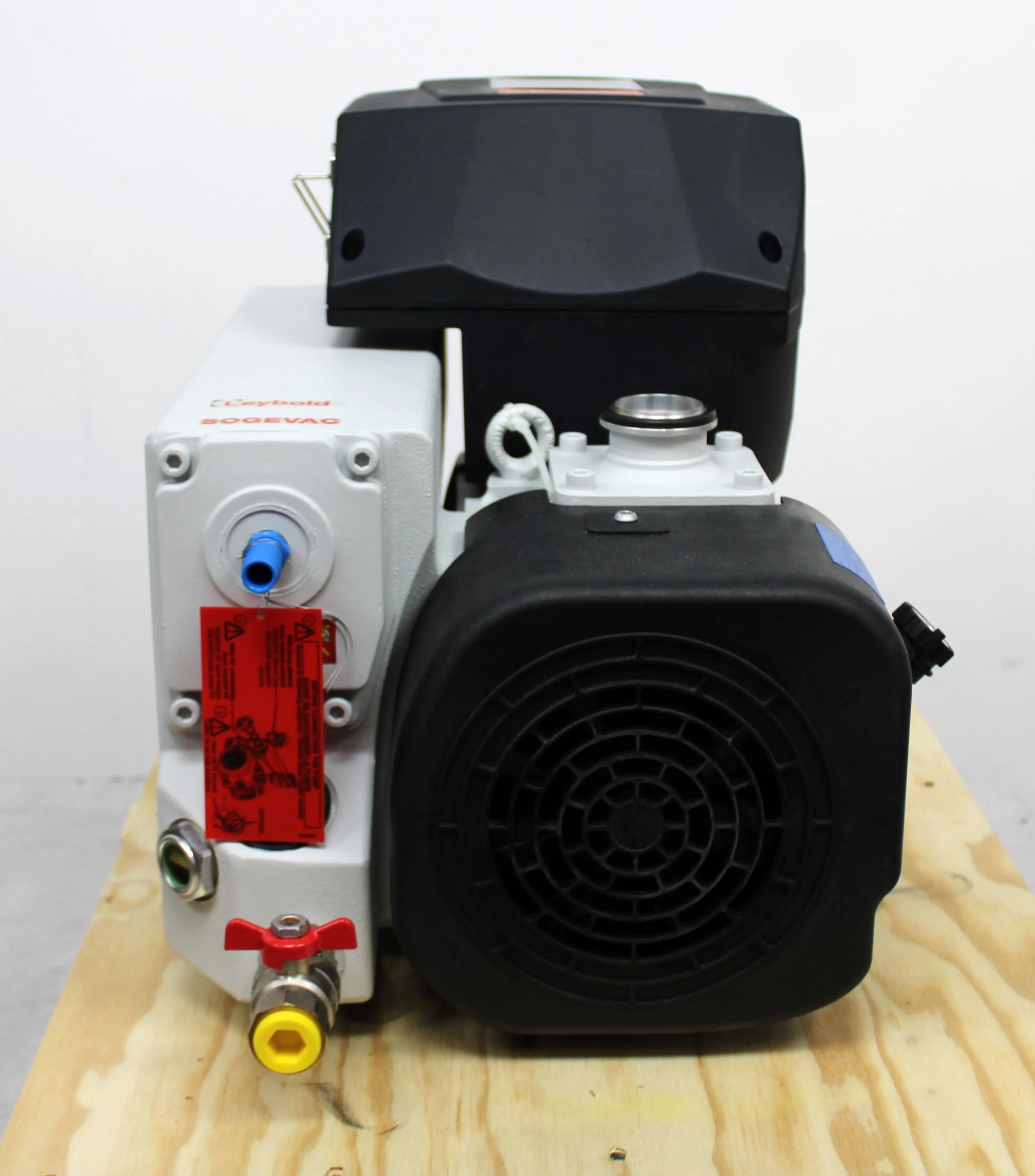 Leybold SV65BIFC Facility House Vacuum 200-240V Compact Quiet Design