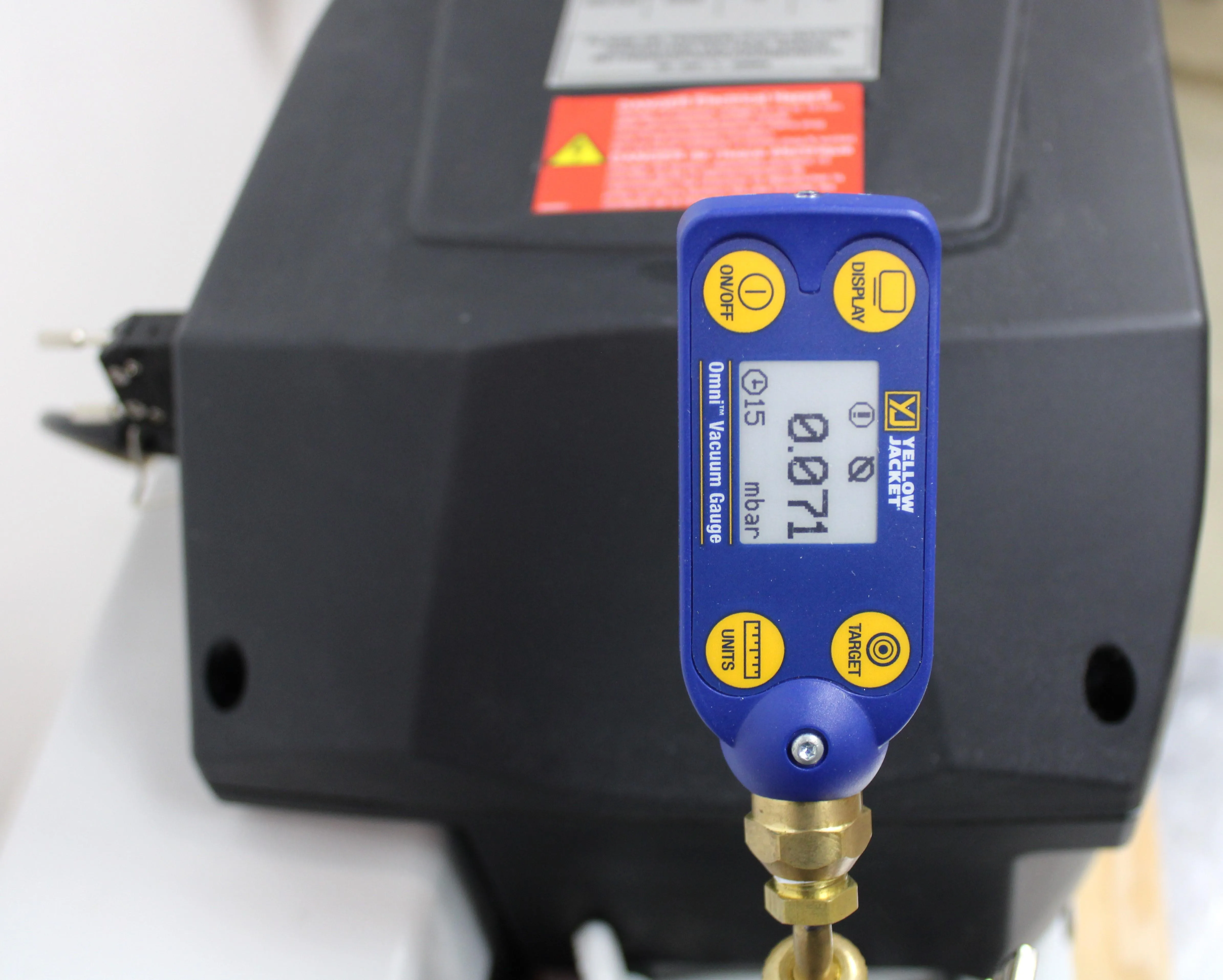 Leybold Sogevac SV65BIFC Vacuum Pump