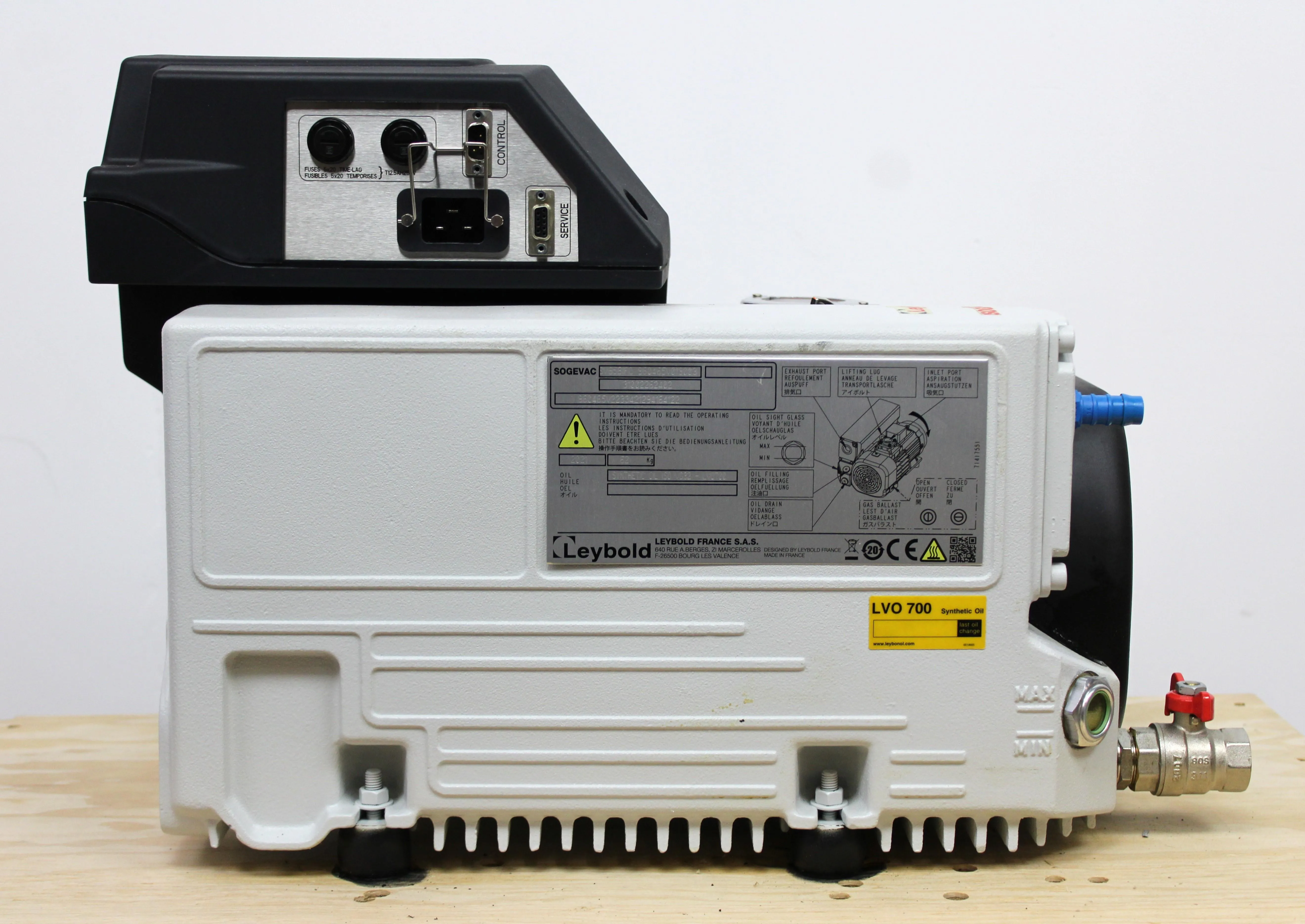 Leybold Sogevac SV65BIFC Vacuum Pump
