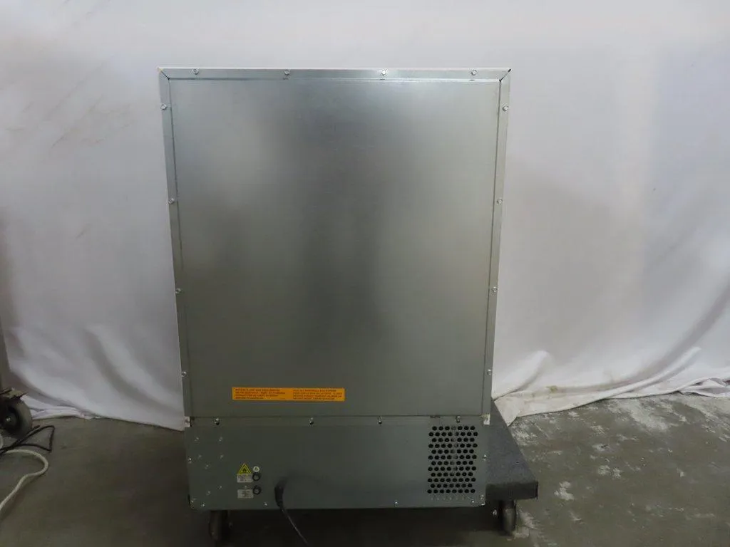 Thermo PR205745R Refrigerated Incubator with Near New Condition 160lb