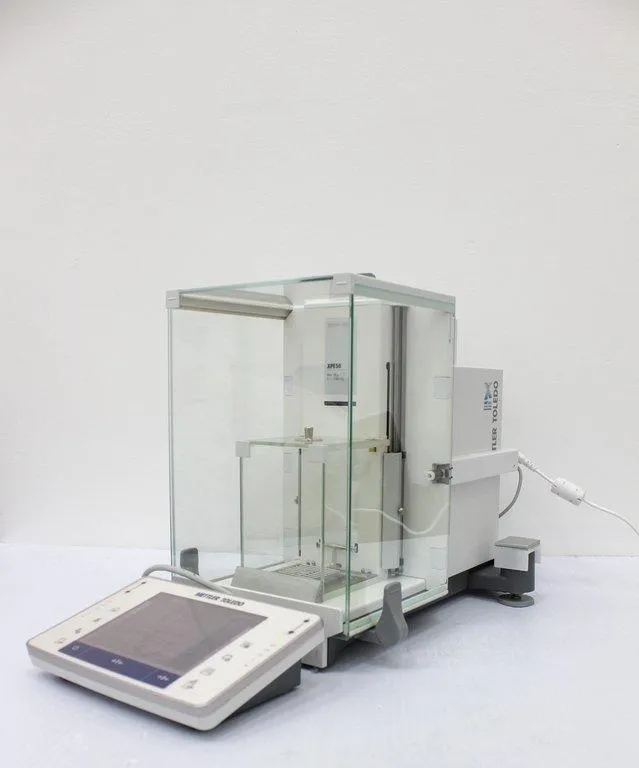 Mettler-Toledo XPE56 Excellence plus XPE Micro Balance Analytical Balance