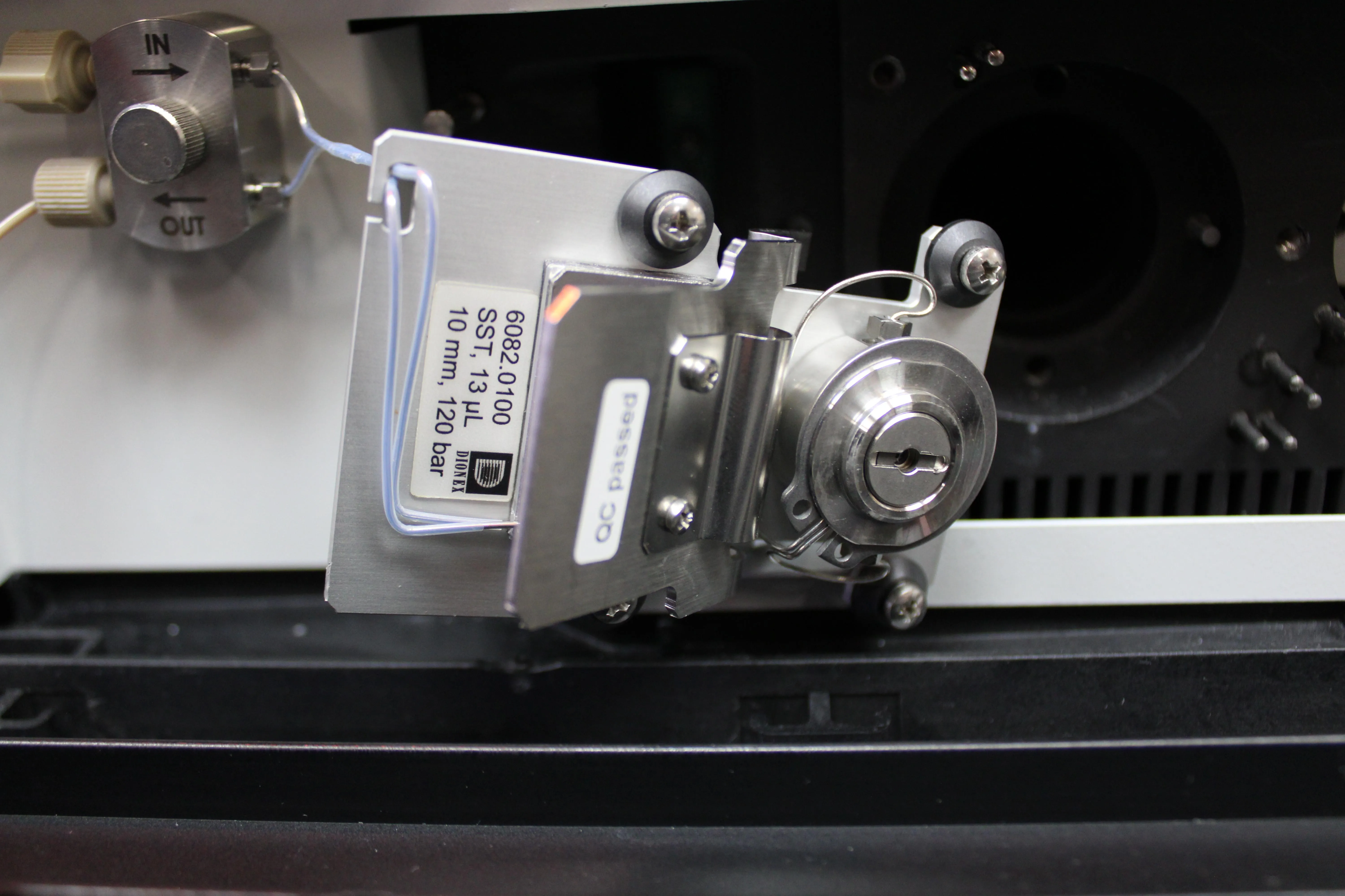 Dionex DAD-3000RS HPLC System