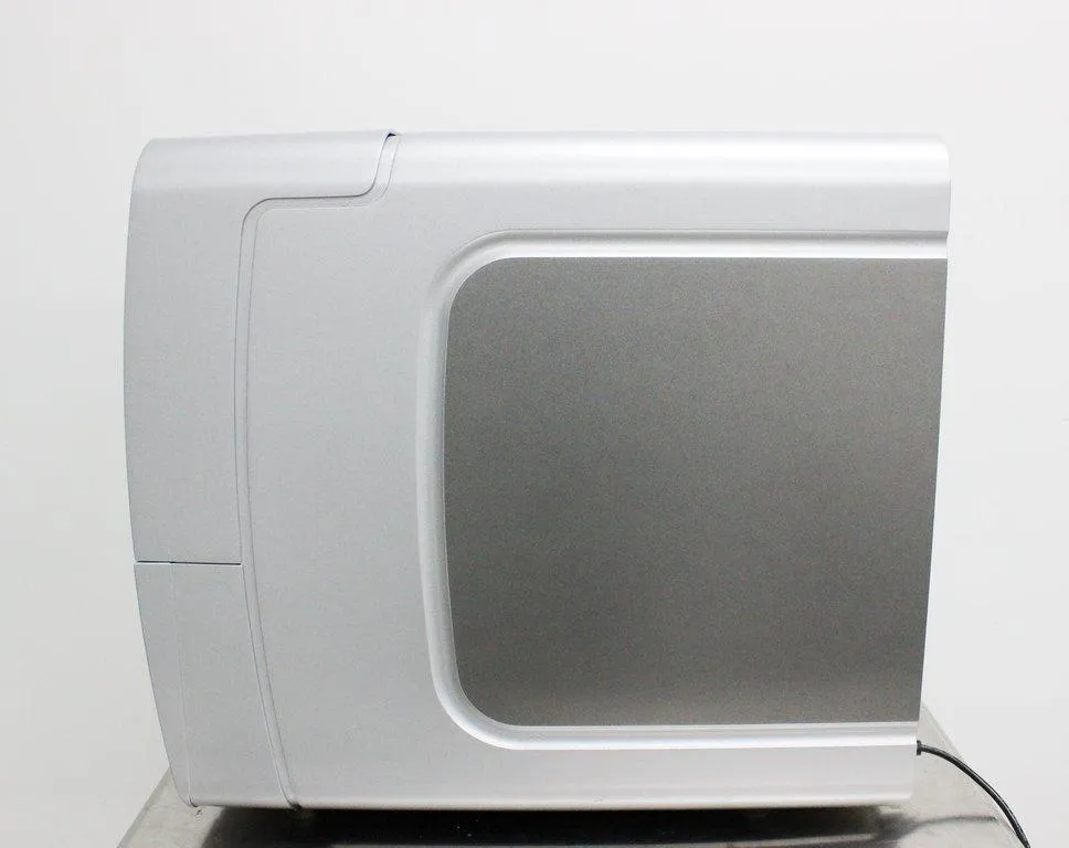 Qiagen QIAcube DNA RNA Purification System