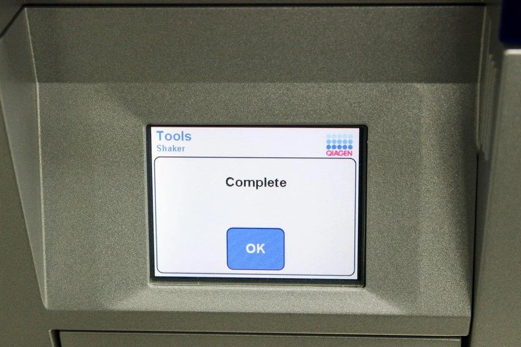 Qiagen QIAcube DNA RNA Purification System