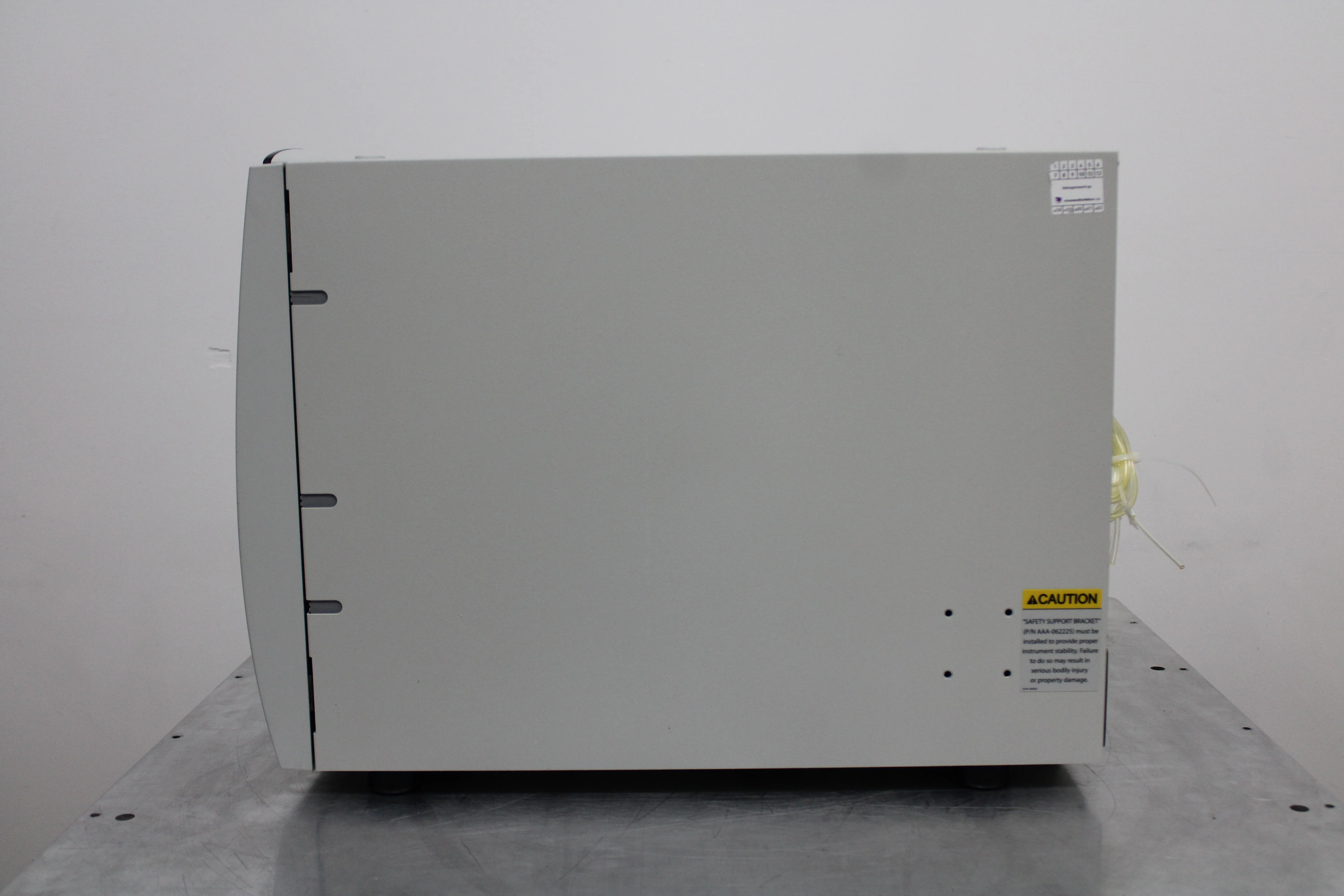 Thermo Scientific Dionex ICS-6000 EG-6 Eluent Generator