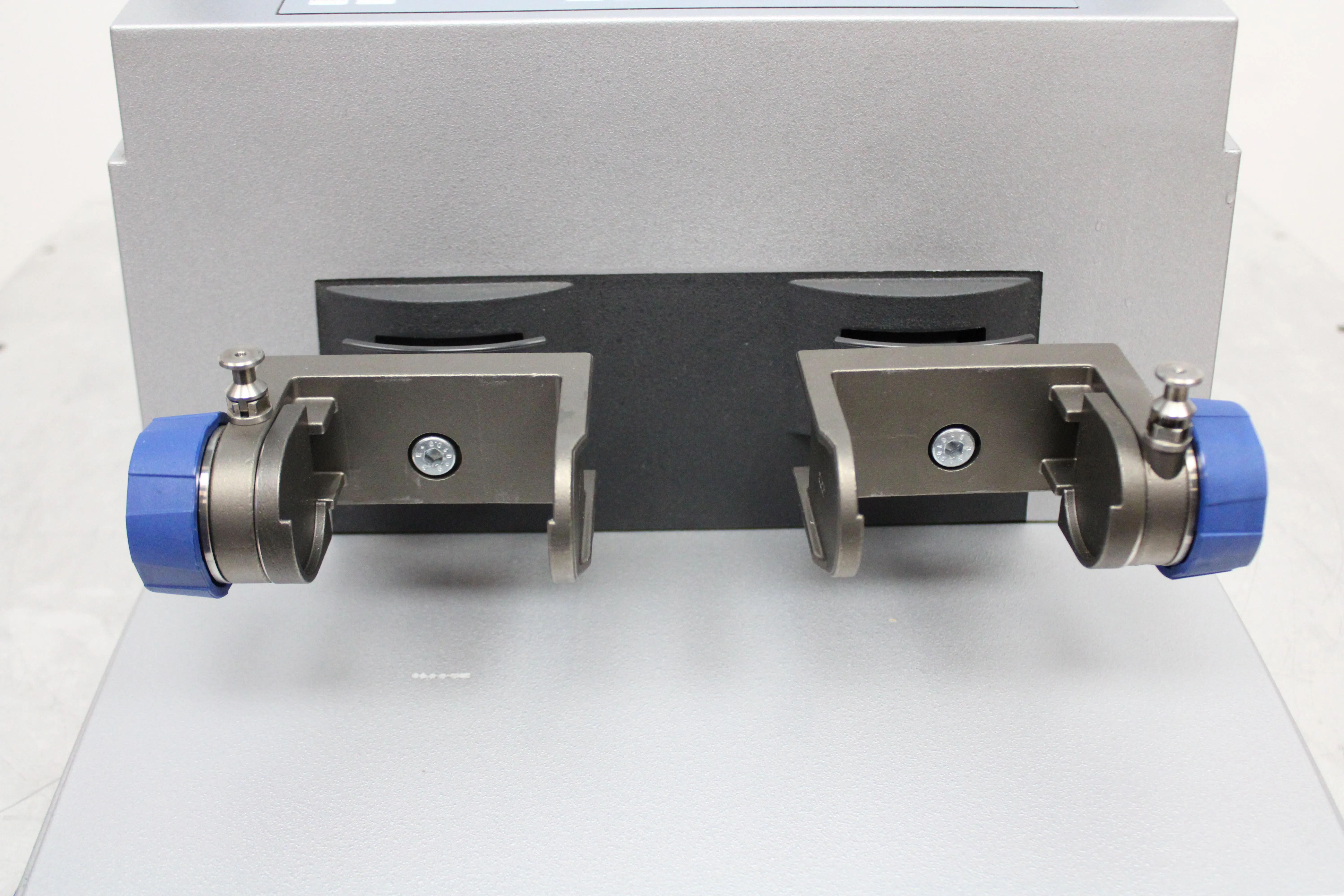 Qiagen TissueLyser II Homogenizer / Stirrer