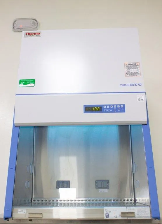 Thermo Scientific 1300 Series Class II, Type A2 Biological Safety Cabinet Model 1323