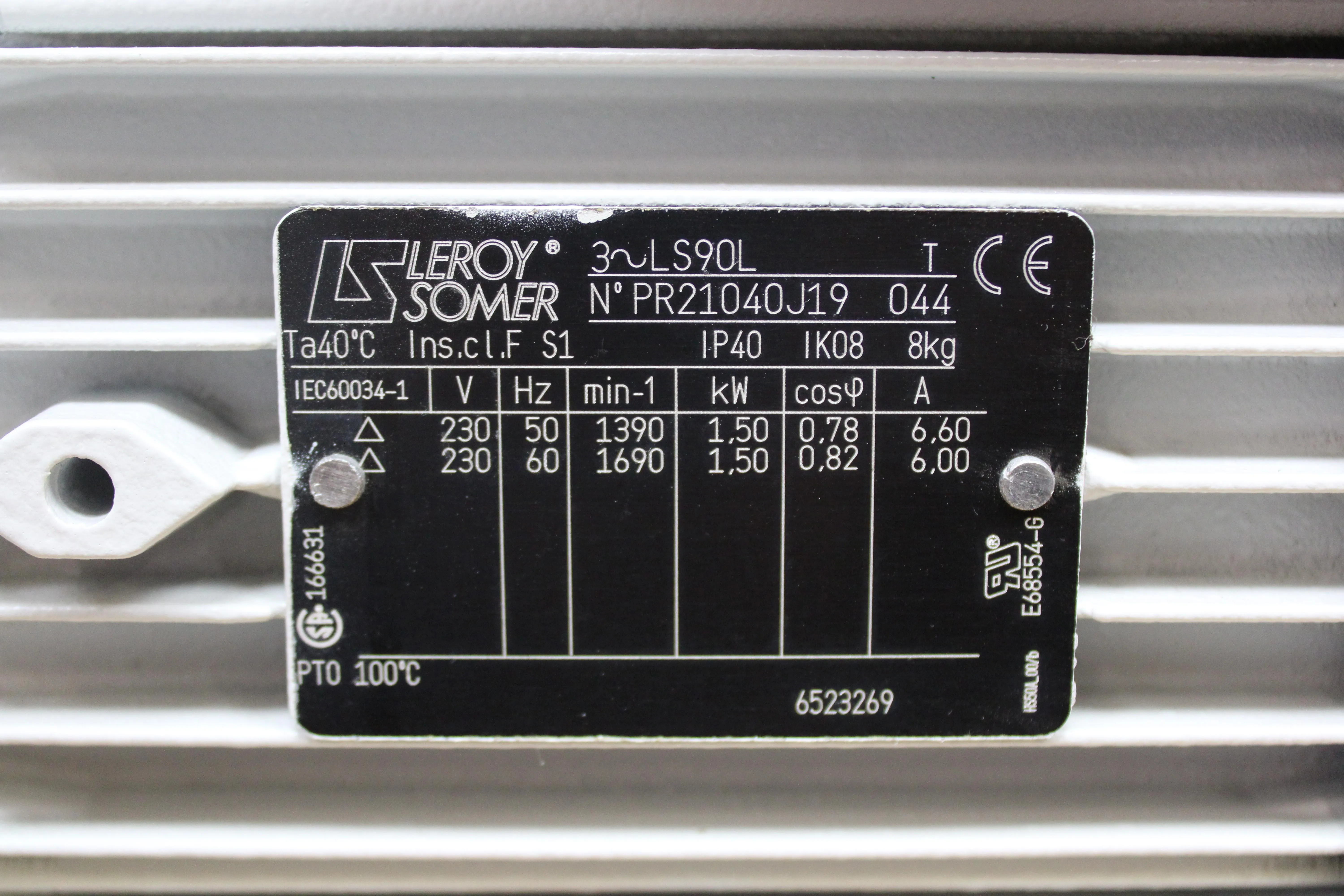 Leybold Sogevac SV65BIFC Vacuum Pump Motor