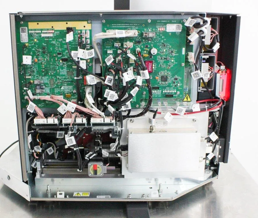 Shimadzu MALDI-8020 Mass Spec