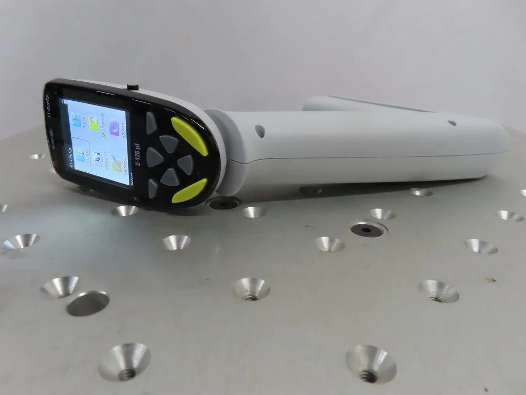 Thermo Scientific E1-ClipTip 16-ch 2-125 uL BT Automated Liquid Handler