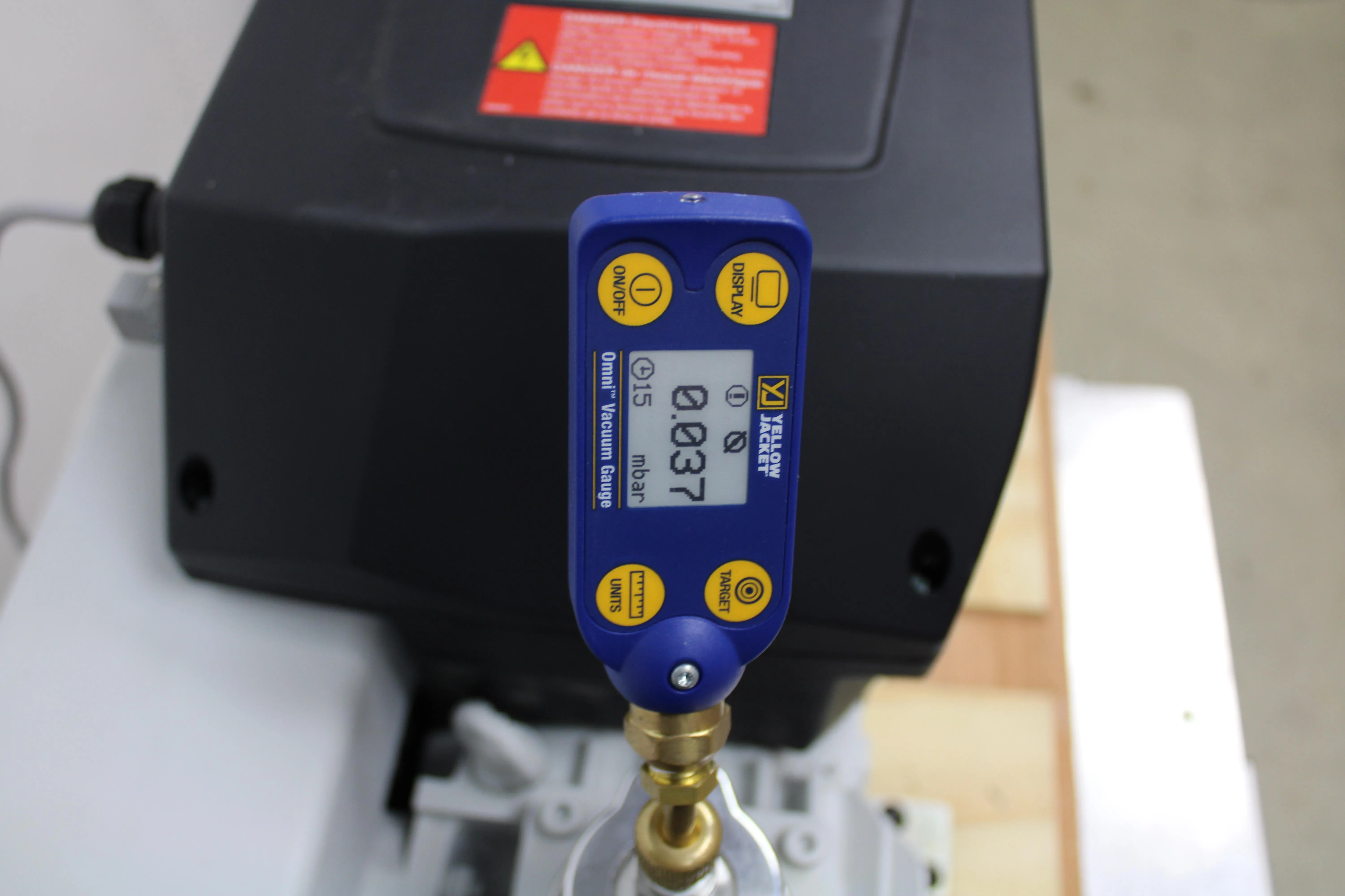 Leybold Sogevac SV65BIFC Vacuum Pump