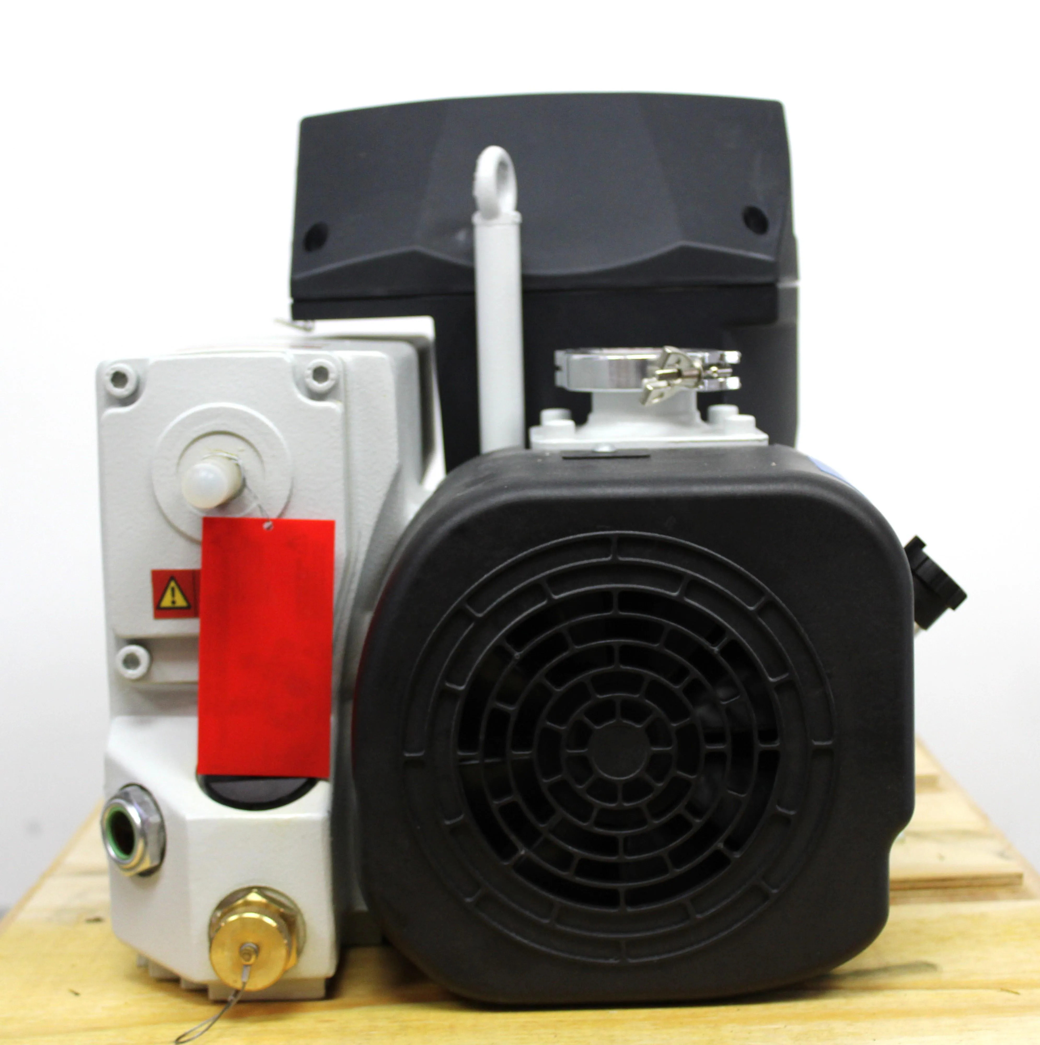 Leybold Sogevac SV65BIFC Motor