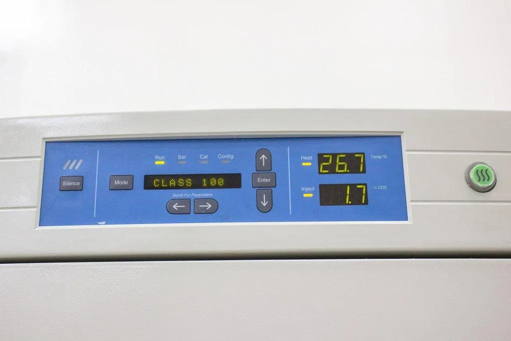 Thermo Fisher Scientific Forma Steri Cycle 370 CO2 Incubator - 184 L