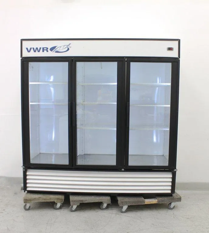 VWR GDM-72 Refrigerator