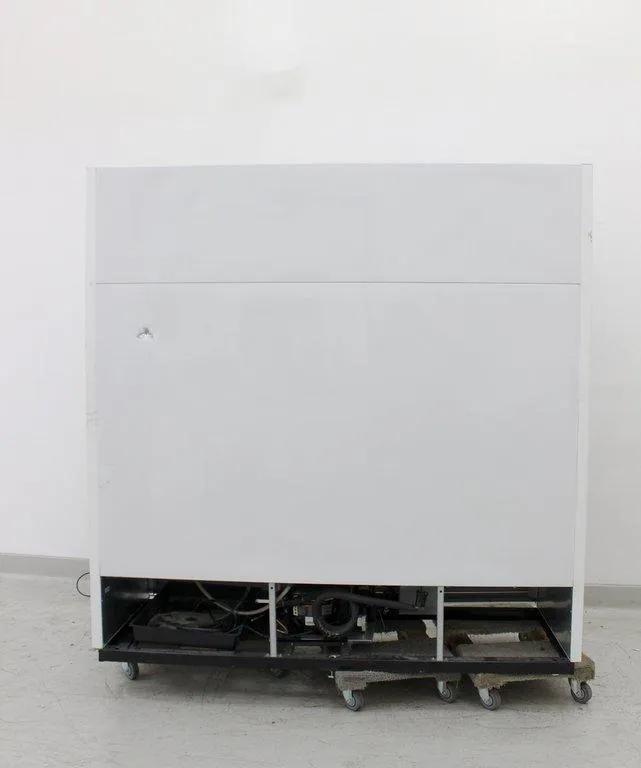 VWR GDM-72 Refrigerator
