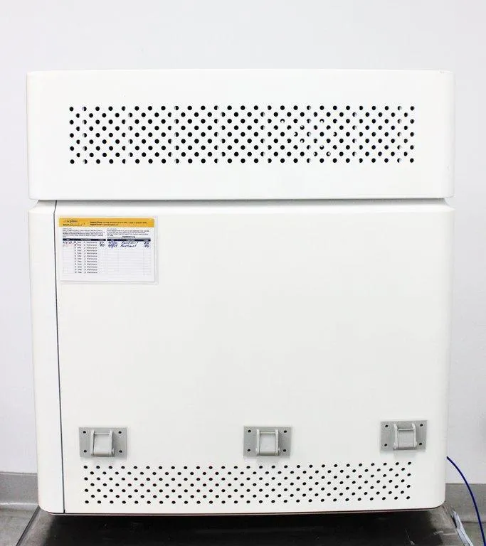 Isoplexis Isolight Cell Analyzer