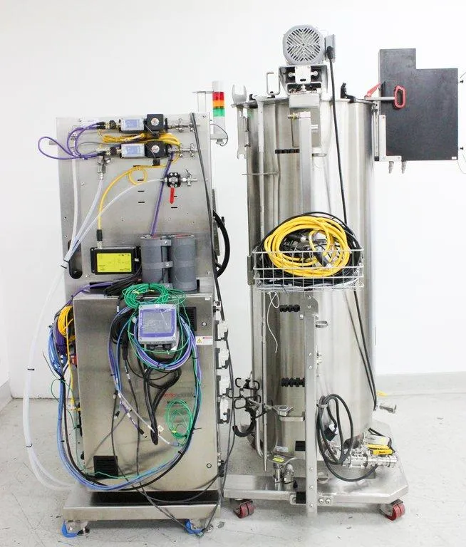 Thermo HyPerforma 300L Fermentor G3Pro Controller Chiller Inc Comp Soft