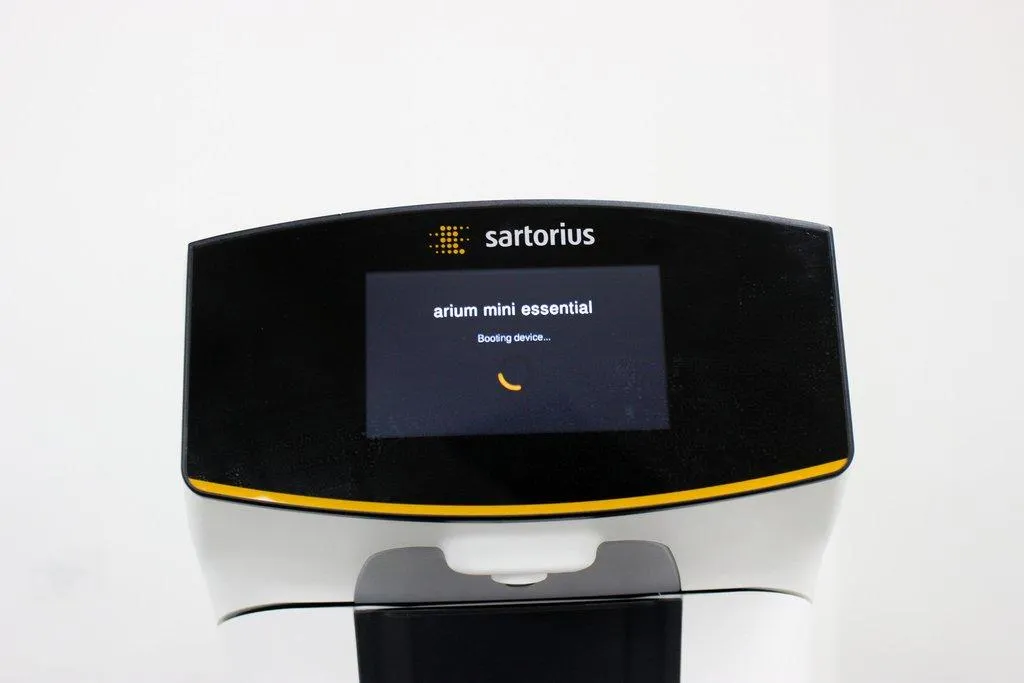 Sartorius Arium Mini Essential Water Purification System
