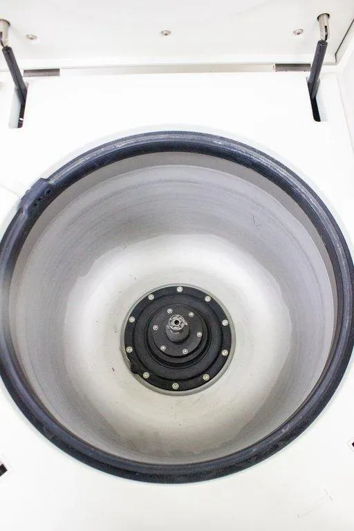 Thermo Scientific Sorvall Lynx 4000 Superspeed Centrifuge 4L Floor Centrifuge 68095g RCF 24,000 rpm 220V