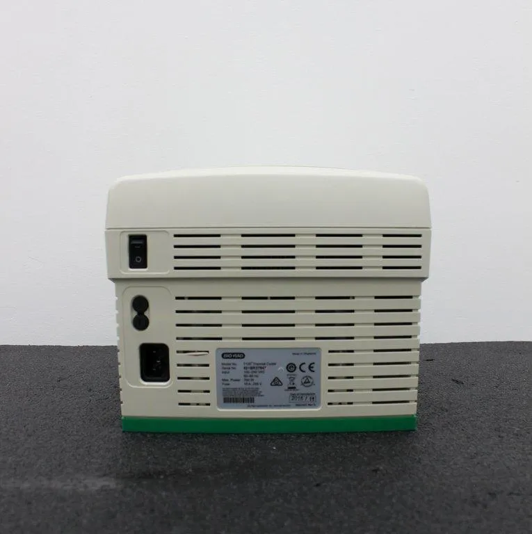 BIO-RAD T100 PCR Thermal Cycler Molecular Biology 100V-240V 50/60Hz