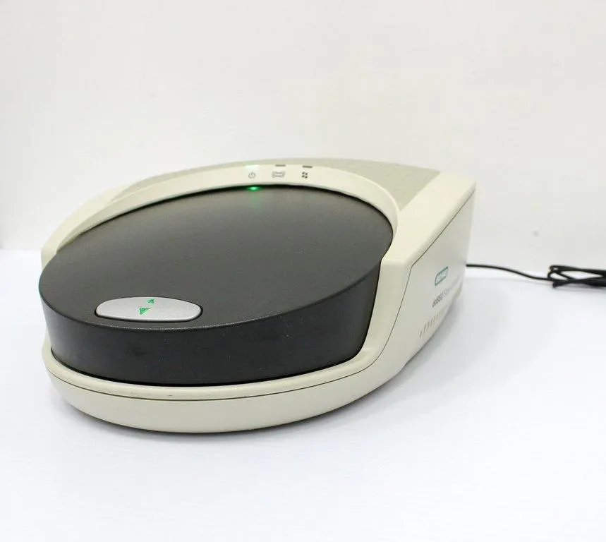 Bio-Rad ddSEQ Single-Cell Isolator Cell Analyzer Includes Sequencing
