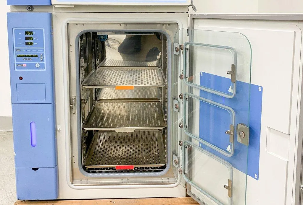 Thermo Scientific Forma Steri-Cult CO2 Incubator 3307