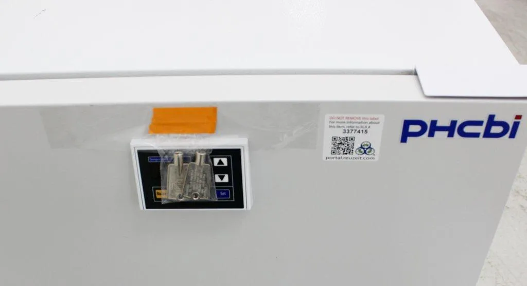 phcbi PF-L5181W-PA Ultra Low Freezer Cold Storage -24C Unit with Keys