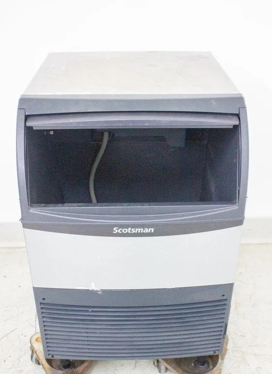 Scotsman UF424A-1 Ice Maker with Bin, Flake-Style