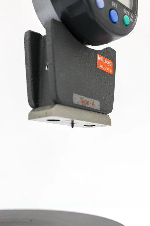 Mitutoyo - 811-336-10 HH336 Compact Digital Durometer with stand