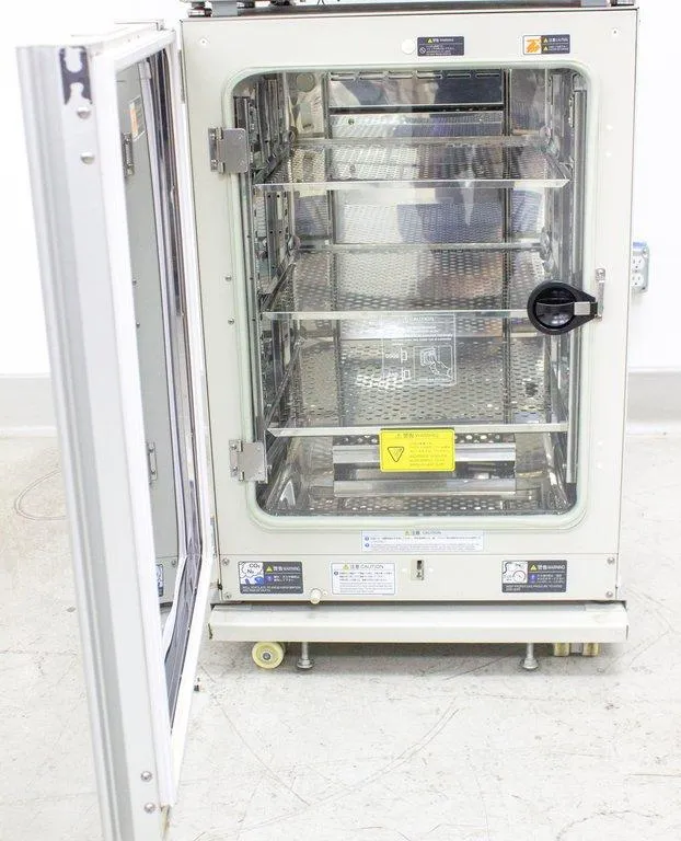 Panasonic Sanyo MCO-19AIC(UV) CO2 Incubator, 170L
