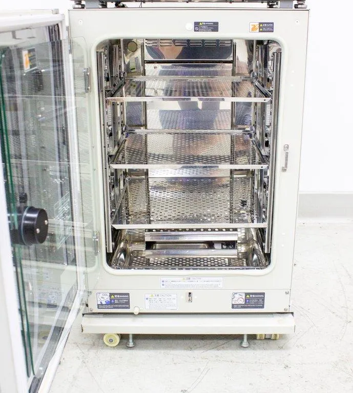 Panasonic Sanyo MCO-19AIC(UV) CO2 Incubator, 170L